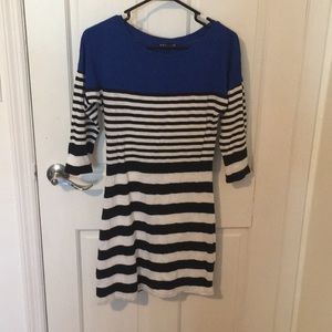 Express 3/4 Sleeves Dress size XS